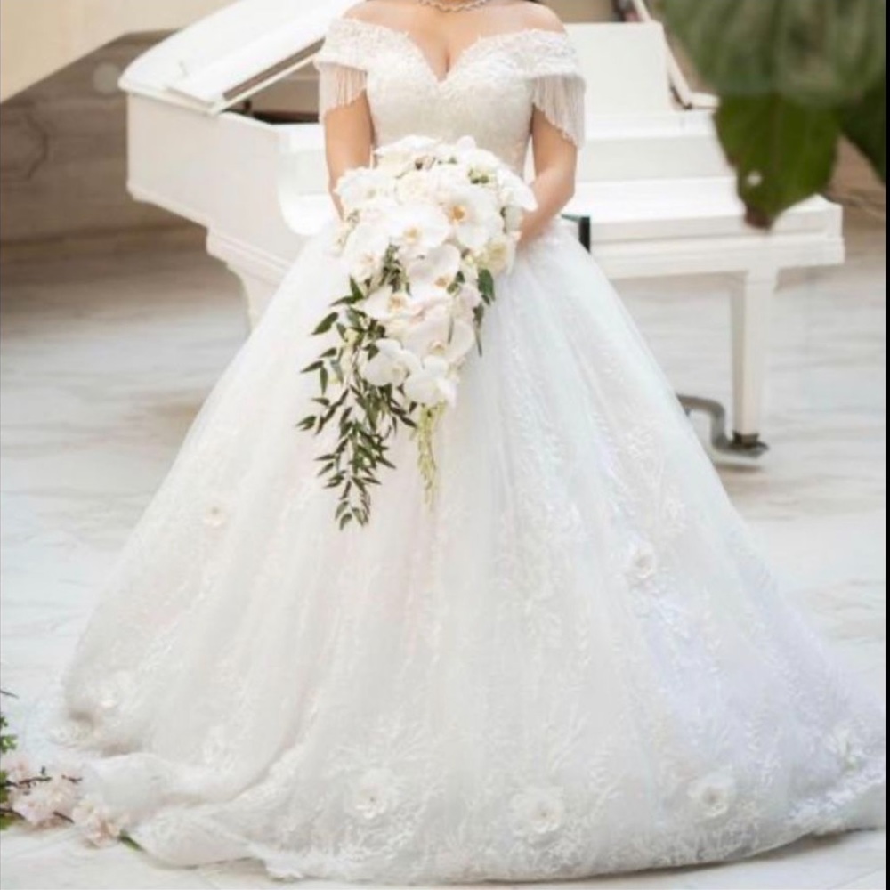 Stunning Wedding Dress